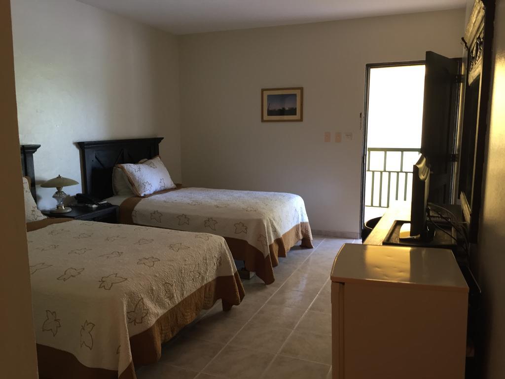 Hotel Las Caobas サン・フランシスコ・デ・マコリス エクステリア 写真